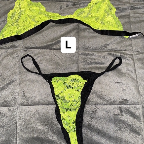 Clothes - Picture 2 of 16